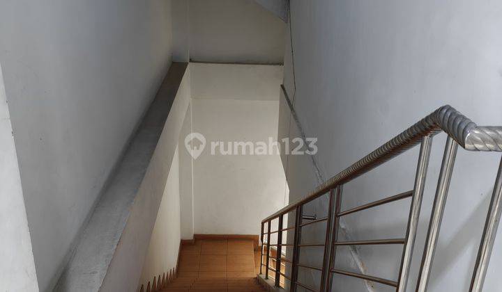 Ruko Cantik Pinggir Jalan Raya 2