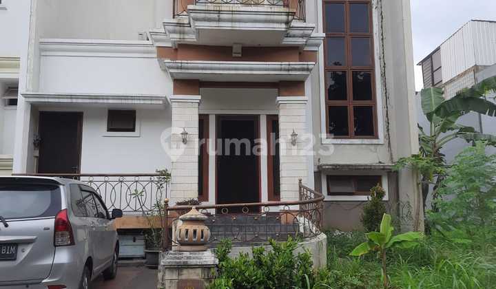 Rumah Asri Depan Taman Meruya Residence Rumah Asri Depan Taman Meruya Residence