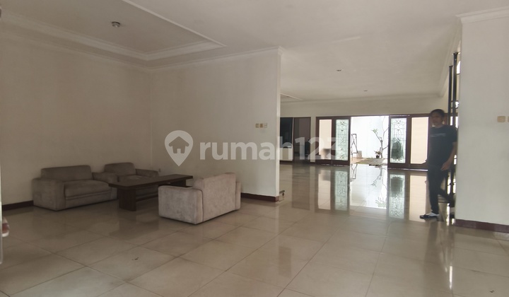 Nice House, Strategic Location by Main Road in Pejaten, South Jakarta Nice House, Strategic Location by Main Road in Pejaten, South Jakarta