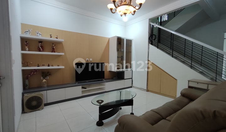 Rumah Rapi Siap Huni Furnished Alam Sutera