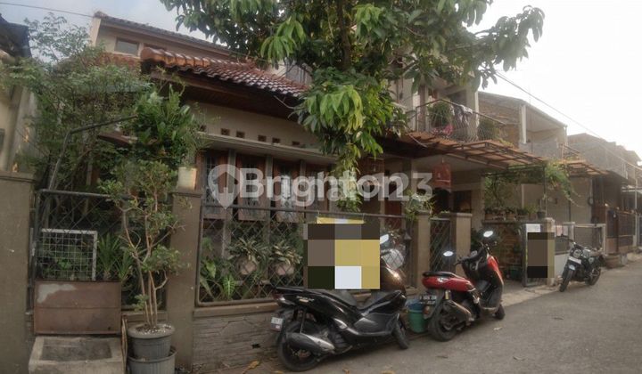 Gading Tutuka, dua lantai Gading Tutuka, dua lantai