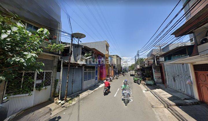 Ruko di Jalan Dr. Semeru Raya, Grogol, Jakarta Barat 2