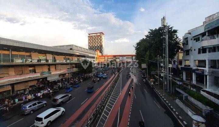 Kios di Pusat Grosir Senen Jaya, Senen, Jakarta Pusat 2