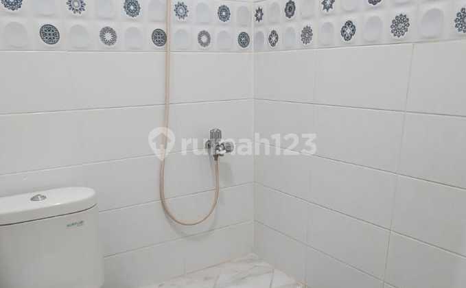 Rumah Jl Mertilang, Bintaro Jaya di Sektor 9-Bintaro, Tangerang Selatan 2