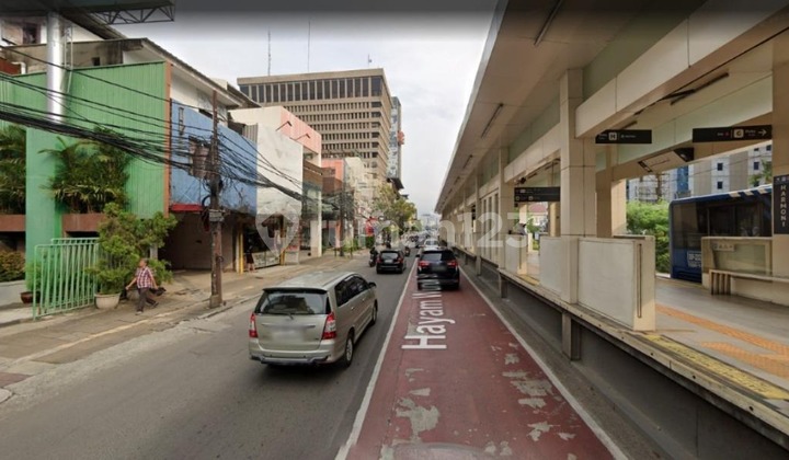 Ruko di Jalan Hayam Wuruk, Gambir – Jakarta Pusat