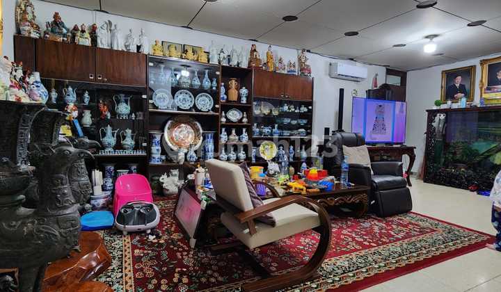 Rumah di Jalan Utama Madya Raya, Jelambar – Jakarta Barat