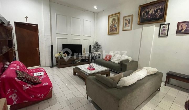 Rumah di Jalan Garuda, Kemayoran - Jakarta Pusat