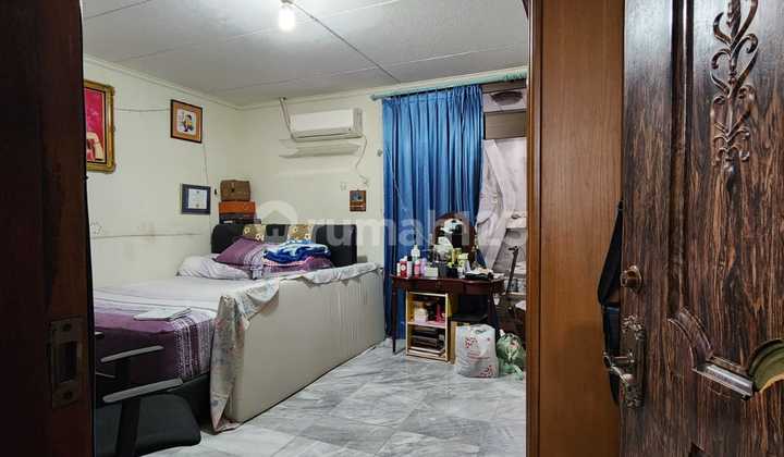 Jarang ada Rumah di Jalan Utama Madya Raya , Jelambar  