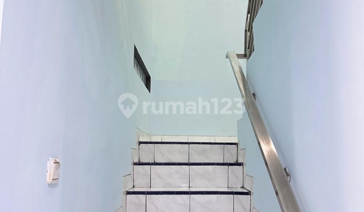 Rumah 2 Lantai siap huni di Daan Mogot Baru, Kalideres - Jakarta Barat 2