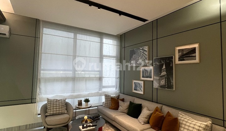 #di Jual Rumah Baru 3 Lantai Di Veteran Kebayoran Lama Jakarta Selatan# 2