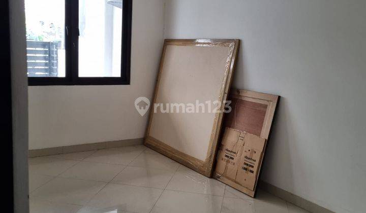 
#DISEWAKAN RUMAH CANTIK SIAP HUNI DI PONDOK INDAH JAKARTA SELATAN# 2