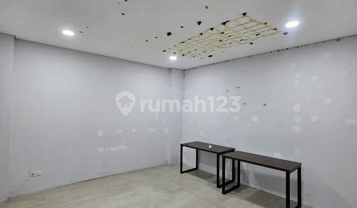 For Rent: Office Building & Land on Tb Simatupang, South Jakarta