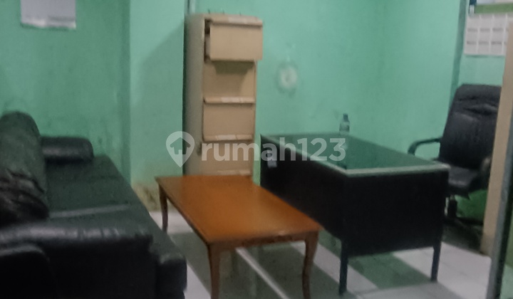 Cheapest, Sold Terraced Shophouse Including Land in Kebayoran Lama, South Jakarta