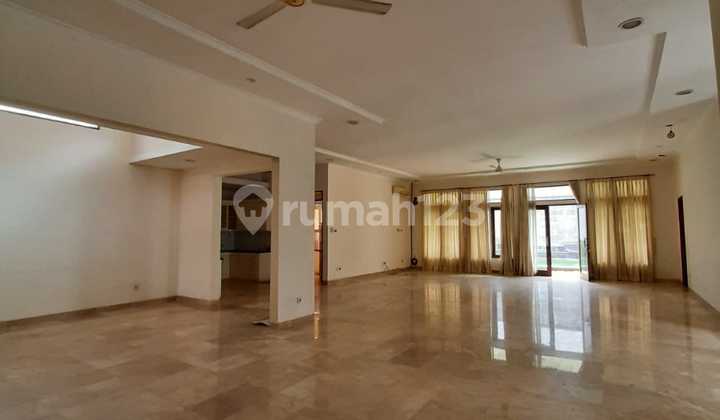 Dekat Sekolah Bakti Mulya, Dijual Rumah Lama di Pondok Indah Jakarta Selatan