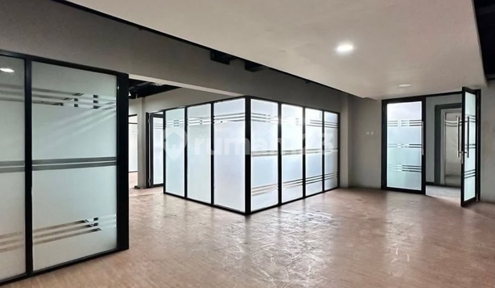 For Sale & Rent Ready-to-Use Building in Wijaya, South Jakarta