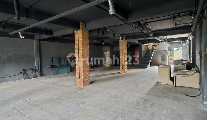 For Sale 4-Story Shophouse Row in Blok M, South Jakarta For Sale 4-Story Shophouse Row in Blok M, South Jakarta