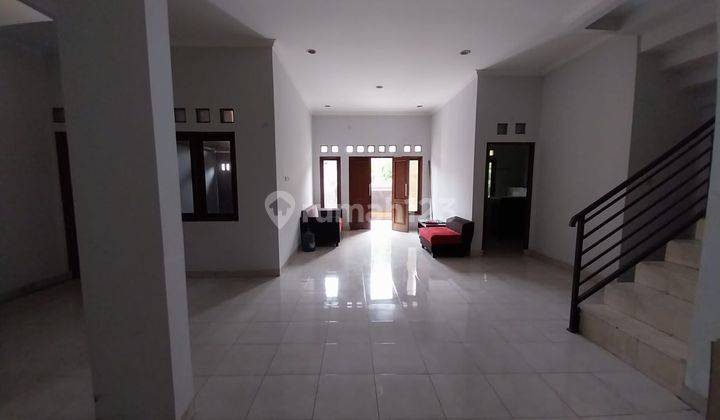 DIJUAL RUMAH SIAP HUNI DI RADIO DALAM JAKARTA SELATAN 2