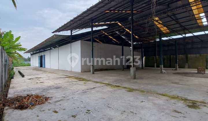 Land plus warehouse for sale in Kelambir 5 Hamparandi, Deli Serdang, North Sumatra, Sialang Muda Klumpang Village.