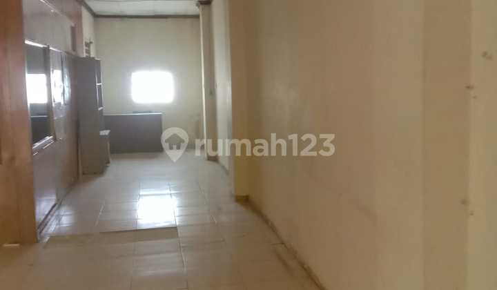 For Sale 4-Story Shophouse in Dewi Sartika, Cililitan, East Jakarta 2