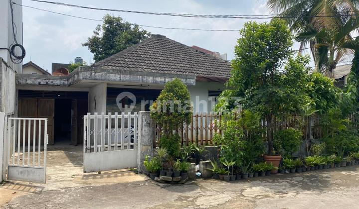 Dijual Rumah Dekat Stasiun Keb Lama Jakarta Selatan