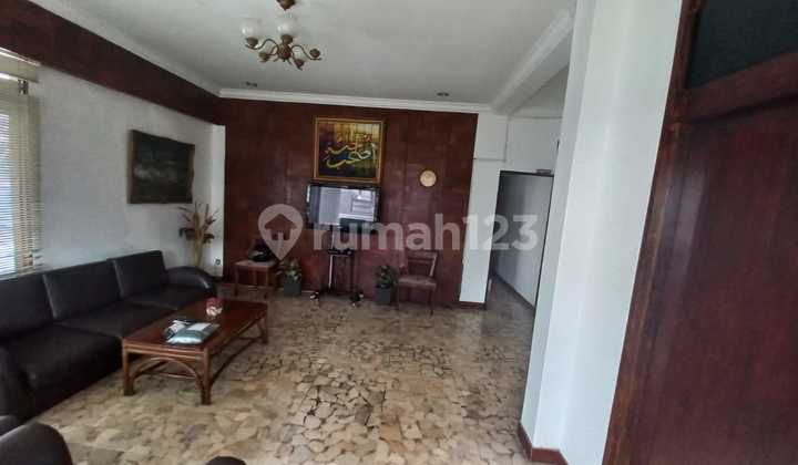 For Sale Luxury Ready-to-Use Commercial Building & 8-Bedroom Boarding House Pavilion in Tebet Dalam, Tebat Barat, South Jakarta