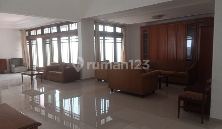 Disewakan Rumah Hook Bisa Untuk Kantor Dan Tempat Tinggal Di Tulung Agung Menteng Jakarta Pusat