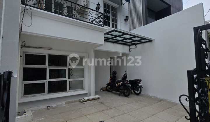 Quick Sale New Ready-to-Live House in Pondok Indah, South Jakarta