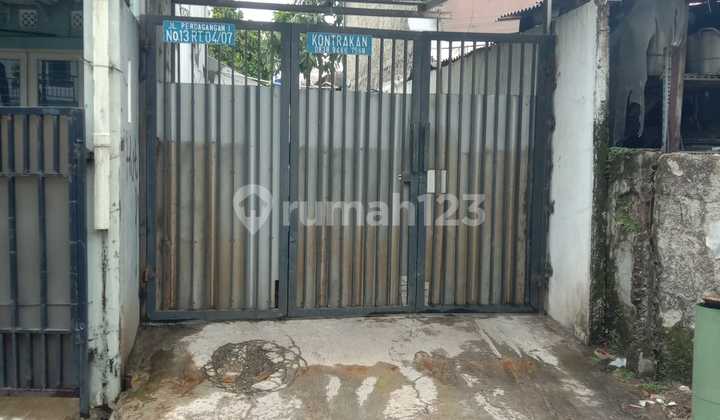 Dekat Toll, Dijual Rumah Kontrakan 5 Pintu di Deplu Jakarta Selatan Dekat Toll, Dijual Rumah Kontrakan 5 Pintu di Deplu Jakarta Selatan