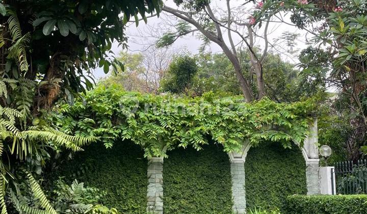 Near SCBD, Ready-to-Occupy House for Sale in Hang Tuah, Kebayoran Baru, South Jakarta. 2