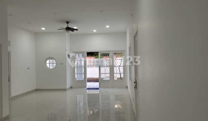 Disewakan Rumah Utk Hunian/office Di Senopati Keb Baru Jak Sel