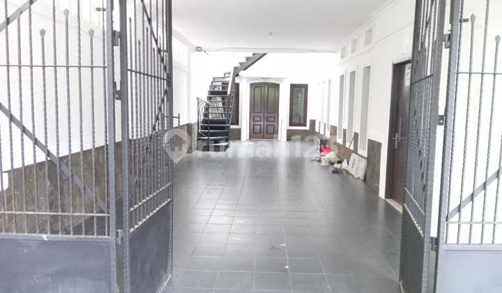 For Rent: Nice Ready-to-Live House in Menteng, Central Jakarta