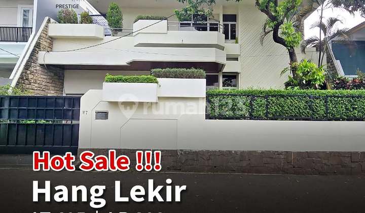 For Sale Ready-to-Occupy House in Hang Lekir, South Jakarta