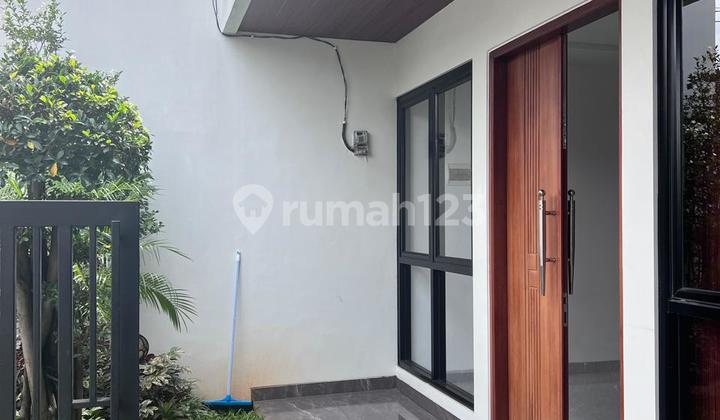 Dekat Tol, Dijual Rumah Baru Di Graha Raya Bintaro Tang Sel 2