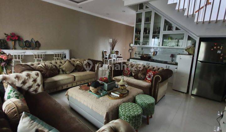 Dijual Rumah Cantik SHM Furnished 3lt di Taman Kencana Cengkareng 1