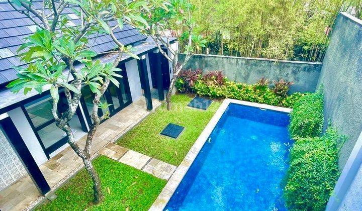 Villa Cantik Dan Luas Siap Huni Di Seminyak  2