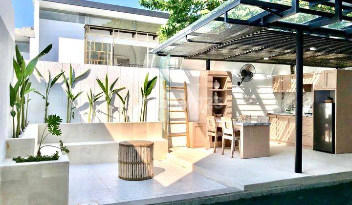 VILLA BARU SIAP HUNI VIEW LAUT DAN GUNUNG 5 MENIT KE TOL NUSA DUA  Rumah Furnished Baru SHM - Sertifikat Hak Milik 4