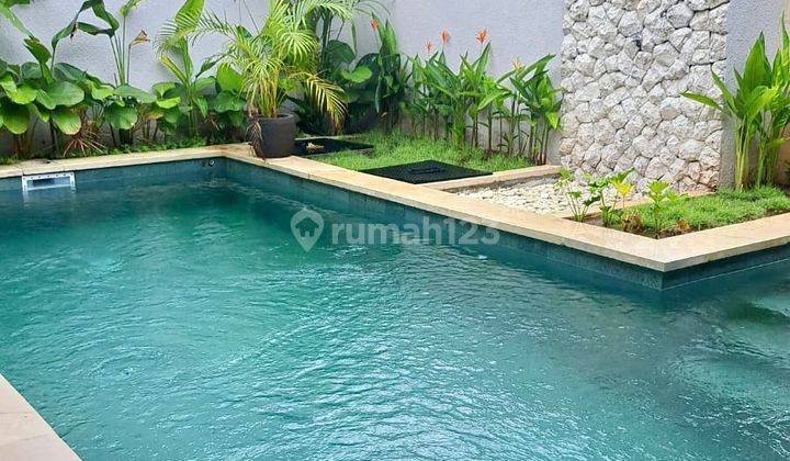 VILLA MODERN SIAP HUNI 10 MENIT KE GWK  2