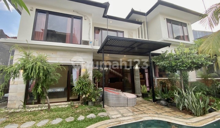 Villa Baru Direnovasi Luas Dan Fully Furnished 5 Menit Ke KLub Jimbaran Villa Baru Direnovasi Luas Dan Fully Furnished 5 Menit Ke KLub Jimbaran