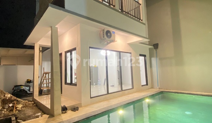 New and Modern Villa Ready to Live In 5 Minutes to Nusa Dua Toll Road