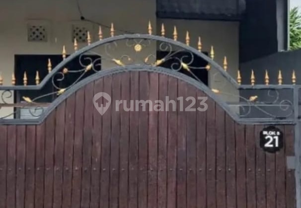 Minimalist House Ready to Occupancy 10 Minutes to GWK Minimalist House Ready to Occupancy 10 Minutes to GWK