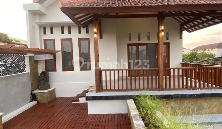 Beautiful Semi-Furnished House 10 Minutes to Melasti Beach