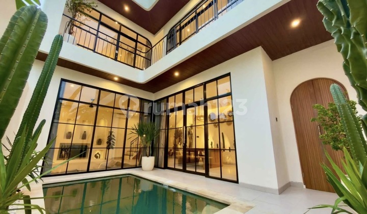 Modern Villa Fully Furnished Ready to Live in Seseh