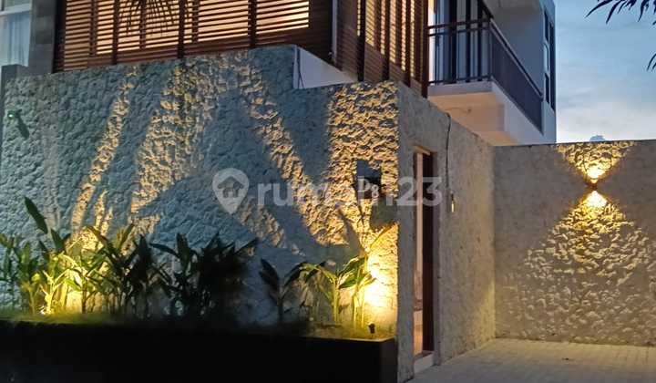 Villa Cantik Dan Bersih Siap Huni 7 Menit Ke Tol Nusa Dua Villa Cantik Dan Bersih Siap Huni 7 Menit Ke Tol Nusa Dua