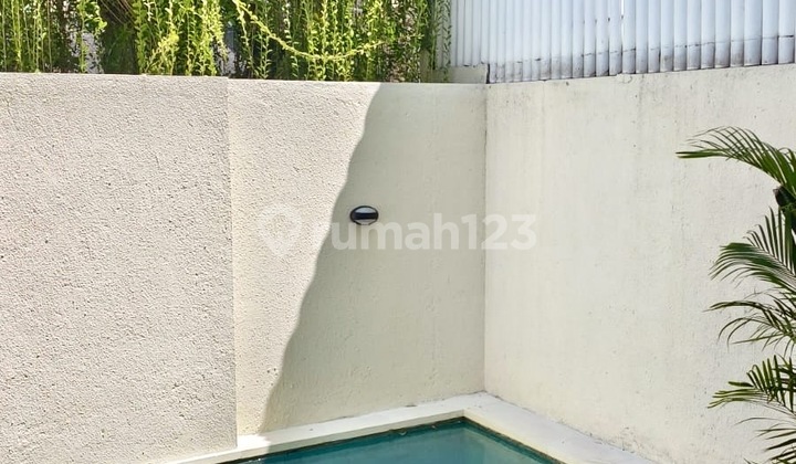 Villa Baru Dan Modern Siap Huni Di Kerobokan 