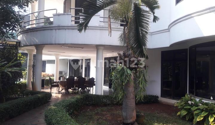 Rumah Mewah 2 lantai Parkiran luas Kalibata Pancoran