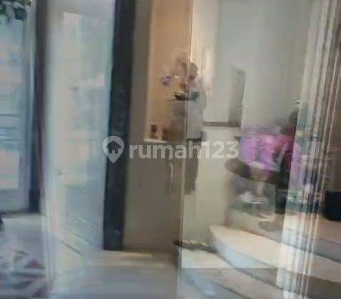 Dijual Apartemen Mewah Four Season Residen, Jakarta 2