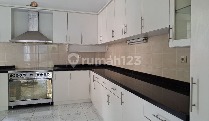 A Beautiful and Neat Ready-to-Occupy House Near Kemang