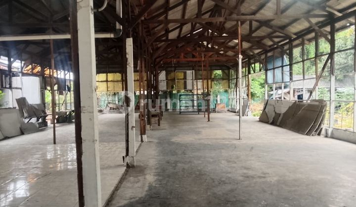 For sale, former warehouse in Jembatan Lima, West Jakarta