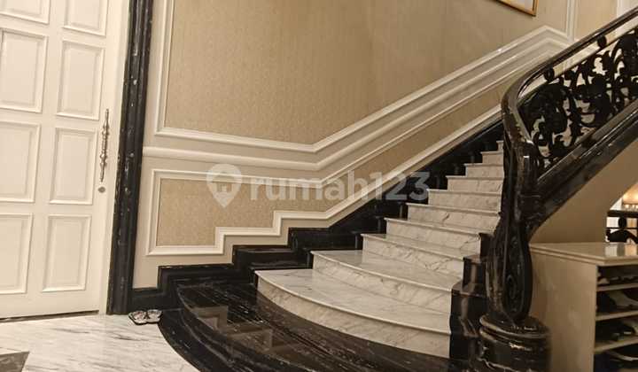 For Sale Rumah Mewah di Menteng Prime Area