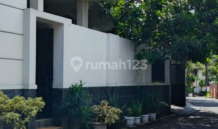 For Sale House in Cipete, South Jakarta, Quiet and Strategic Area